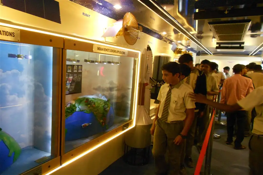 Image of Space on wheels