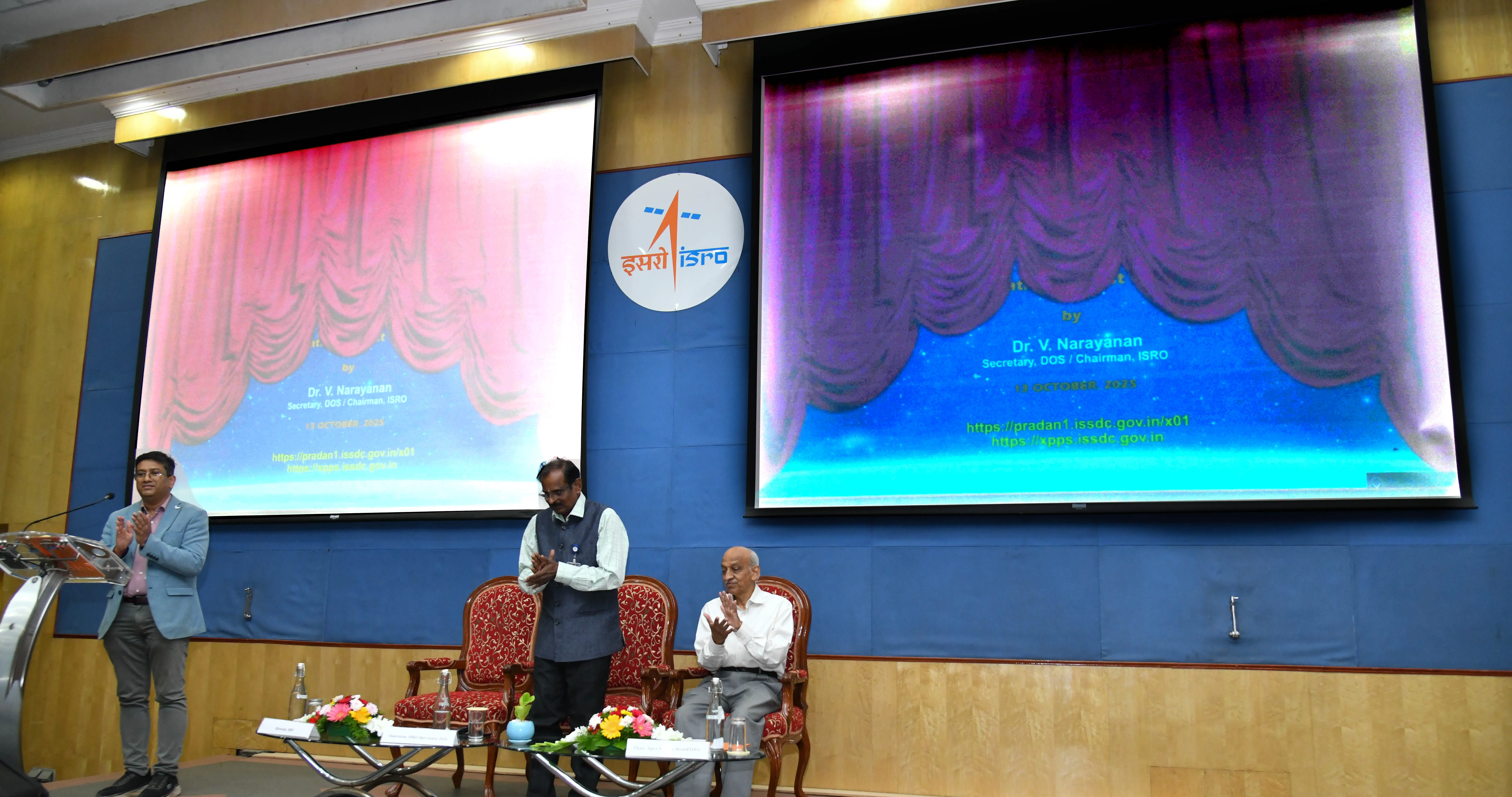 Chairman, ISRO / Secretary, DOS releasing the first dataset of XPoSat to the scientific community, and opening up the opportunity for Guest Observation with XPoSat