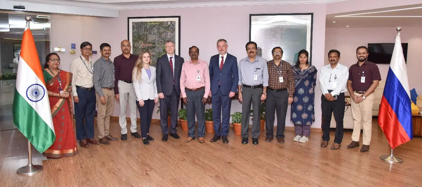  Russian Ambassador met Chairman, ISRO/Secretary, DOS