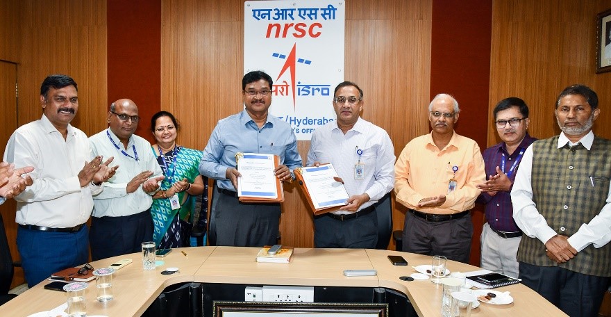 Signing of the MoU between NRSC and HYDRAA