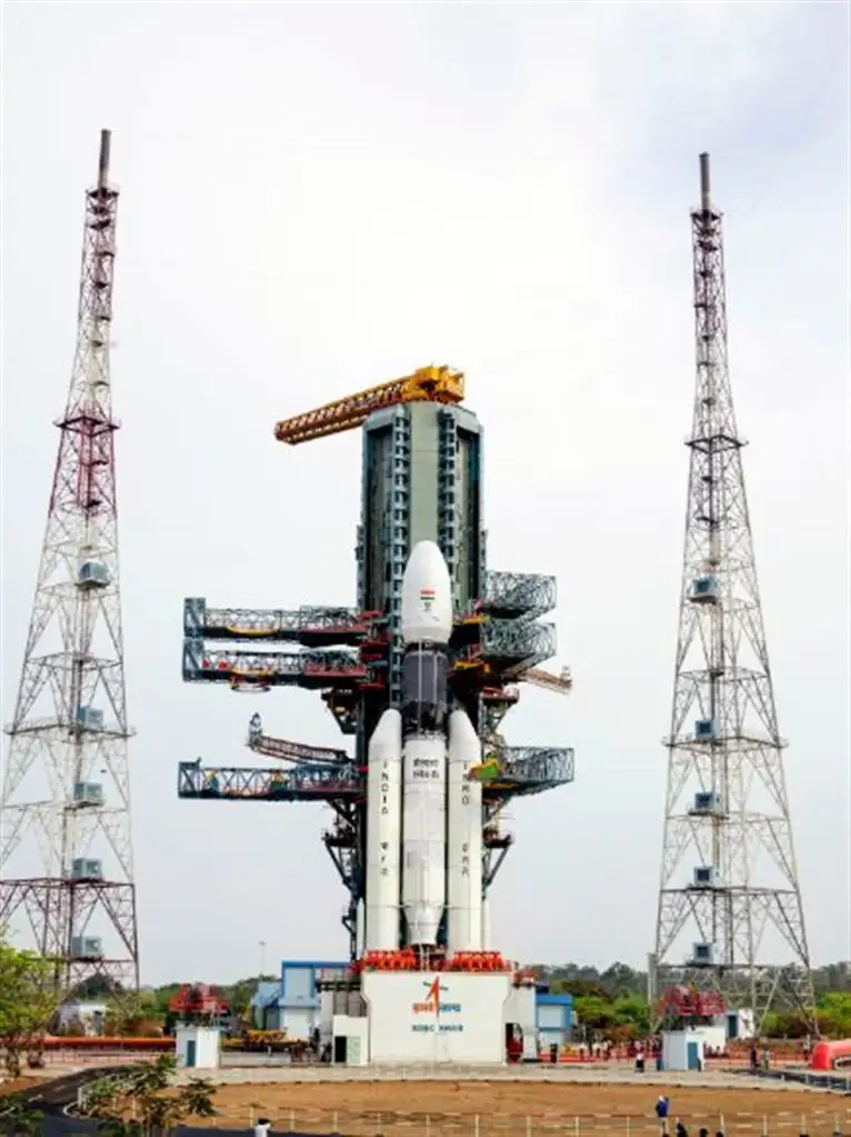 The fully integrated GSLV-MK III-D1 carrying GSAT-19 at the second launch pad - front view