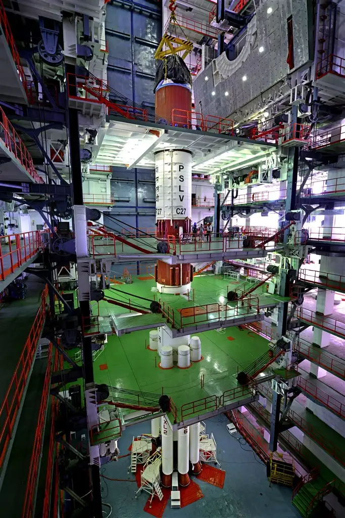  PSLV-C27 integrated upto 4th stage in the vehicle assembly building