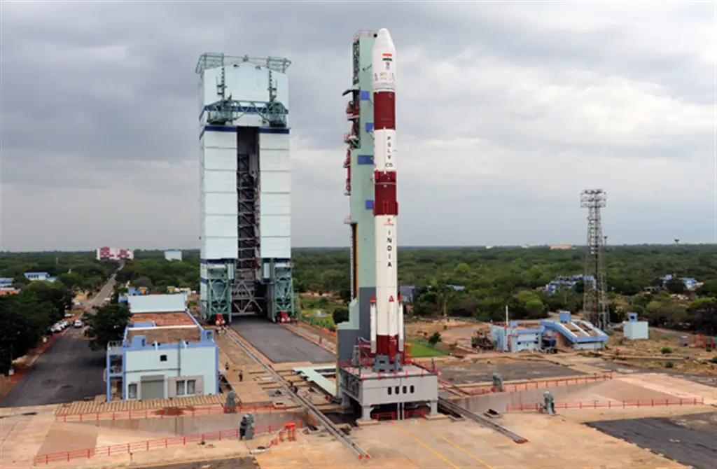 PSLV-C15 moving to the launch pad