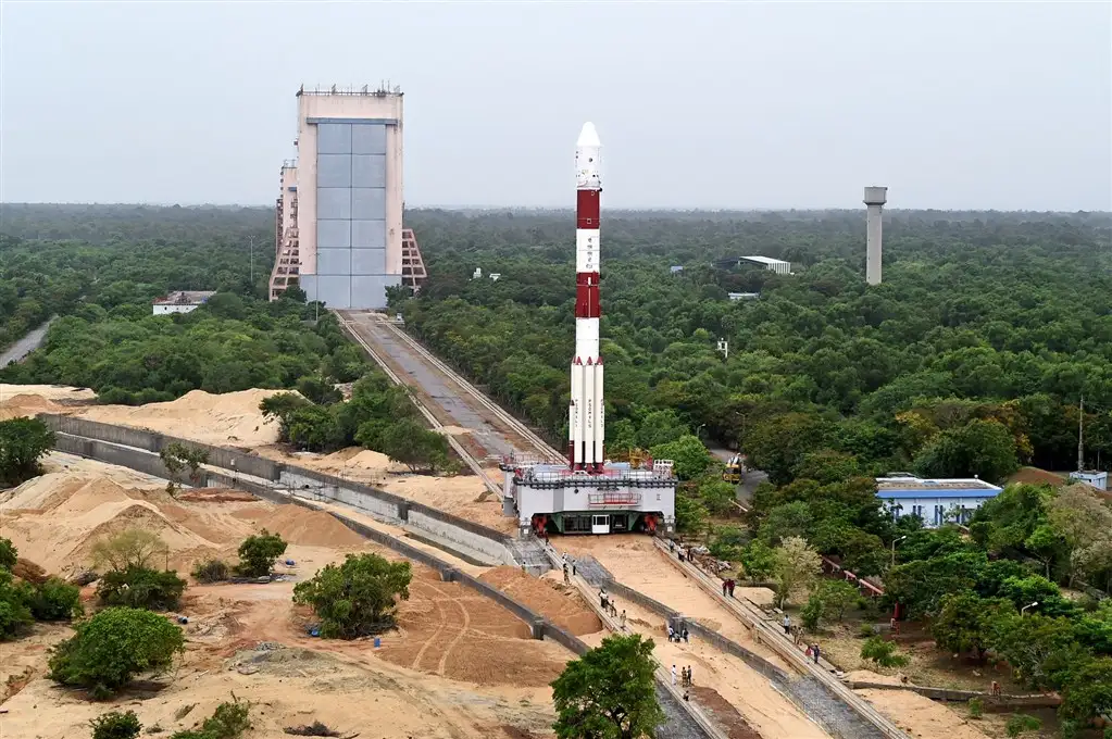 Panoramic View of Fully integrated PSLV-C34 with all the 20 Spacecrafts being moved to second launch pad (SLP)