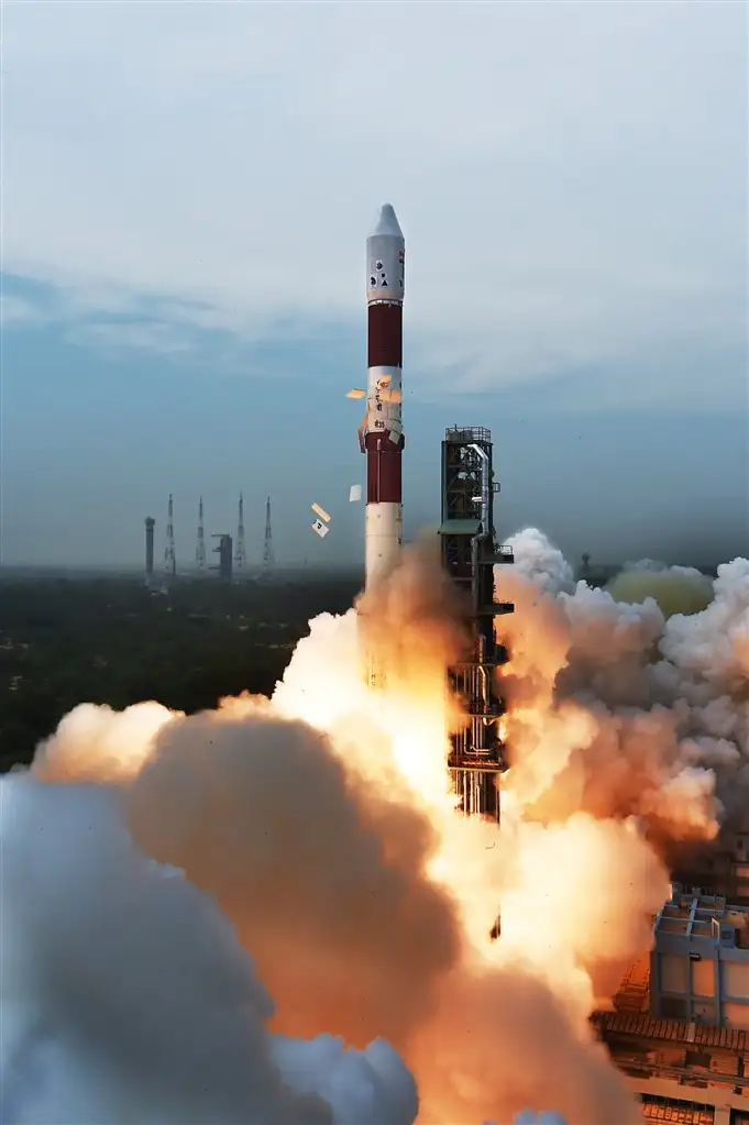 PSLV-C35/SCATSAT-1 Lift off