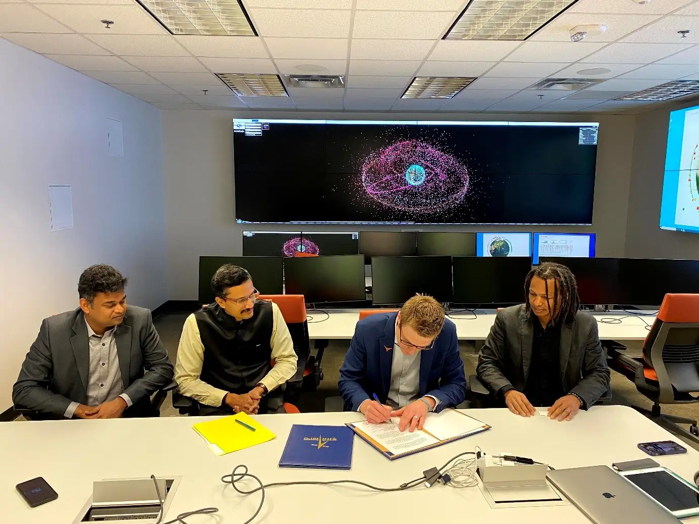 Mou wassigned by Mr.R.Umamaheswaran